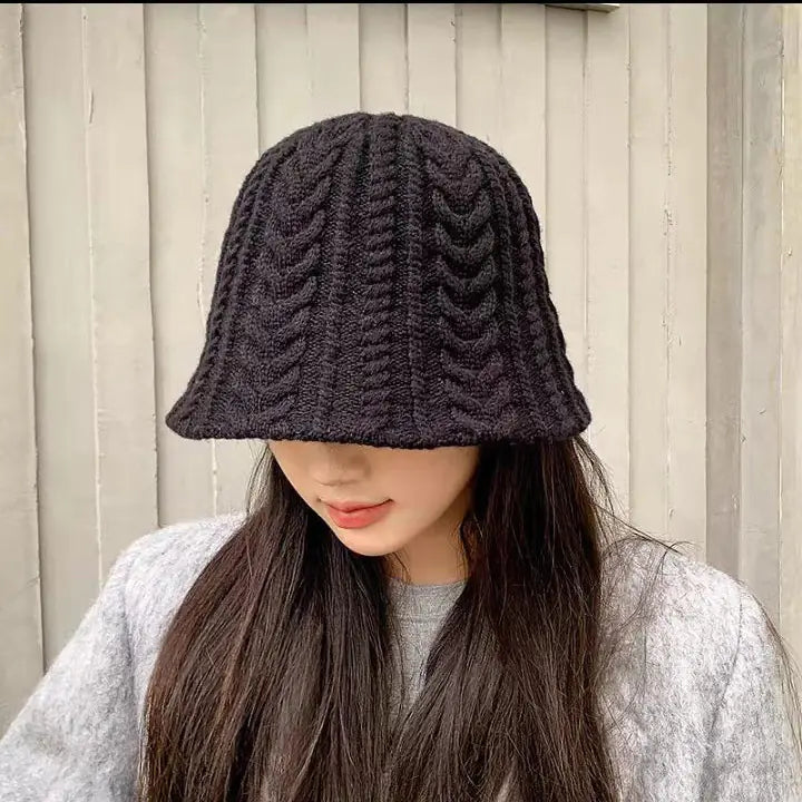 NEXT STREET Knitted Twist Bucket Hat