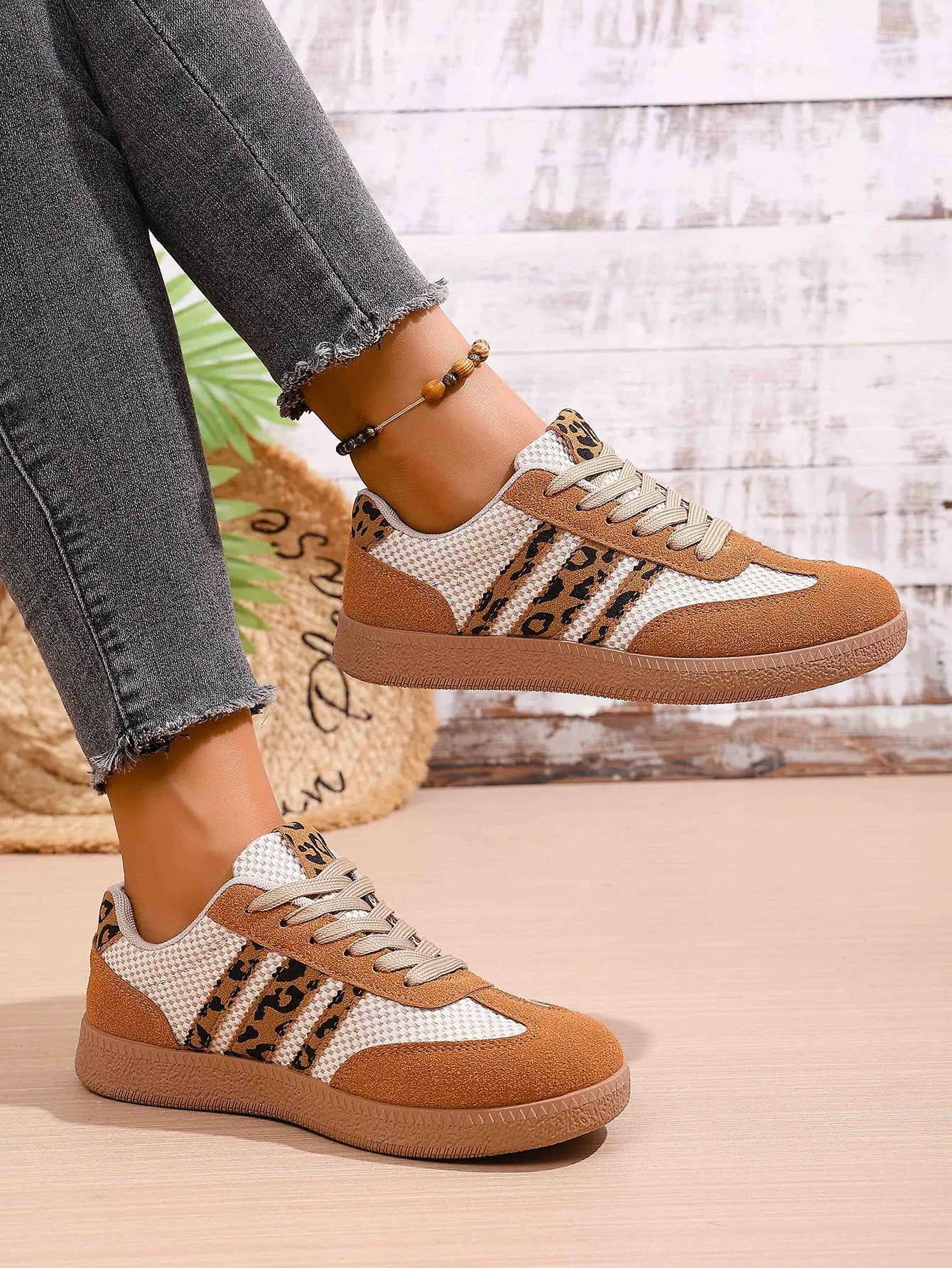 NEXT STREET Flux Stitch Women Sneakers