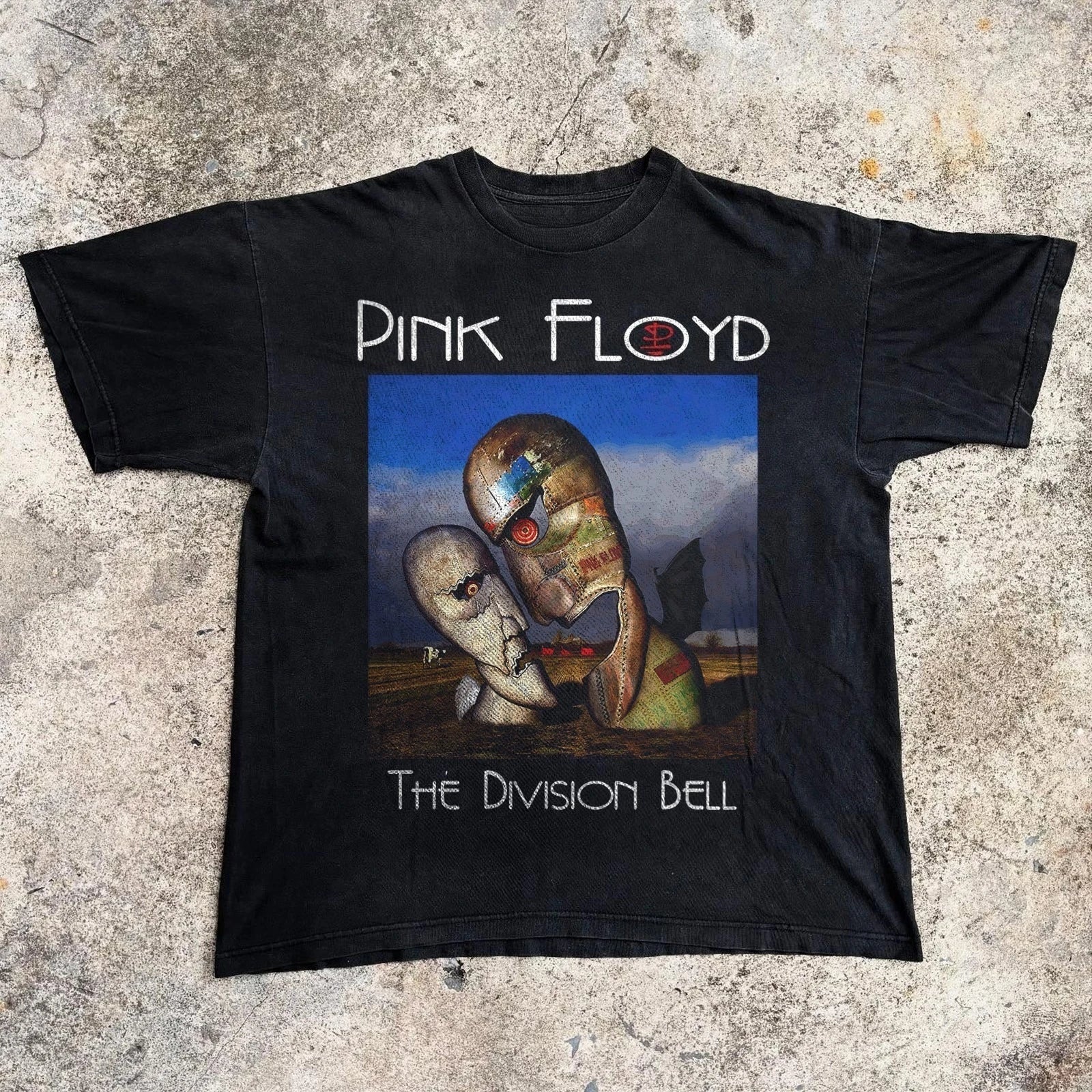 NEXT STREET Pink Floyd Graphic TEE