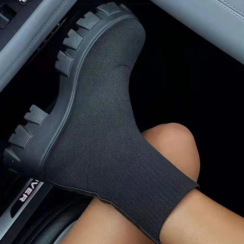 NEXT STREET Gravity Knit Platform Sneakers