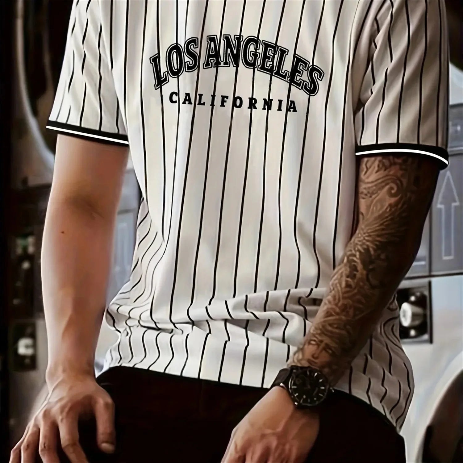 NEXT STREET LA Stripe Tech TEE