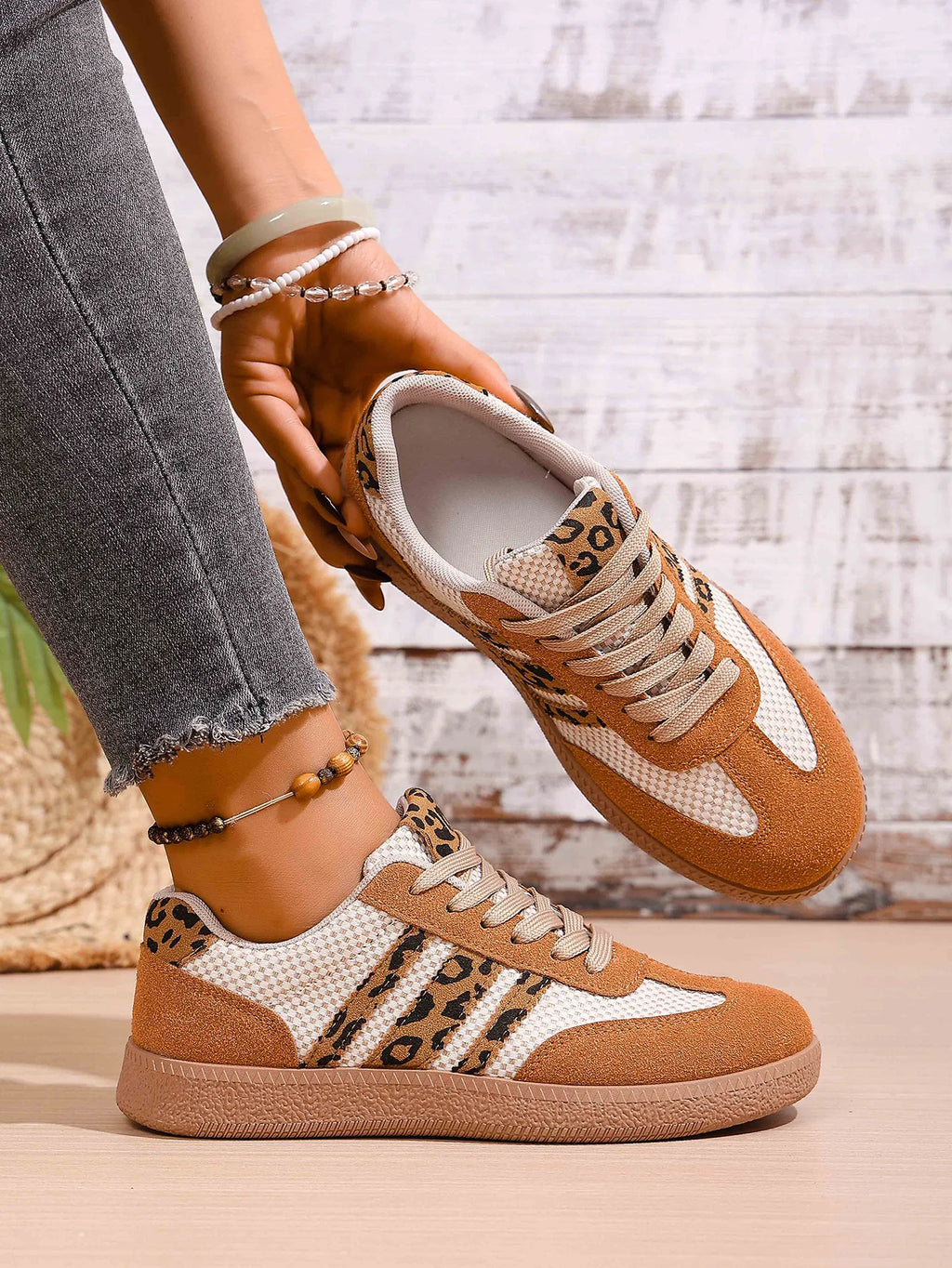 NEXT STREET Flux Stitch Women Sneakers