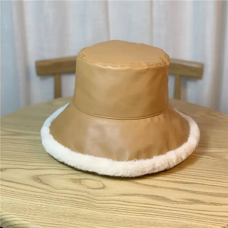 NEXT STREET Curling Monochrome Fleece Hat